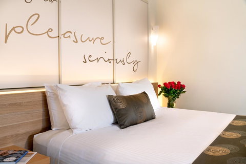 Boathouse Resort Studios And Suites - Nelson Bay Accommodation.com 6