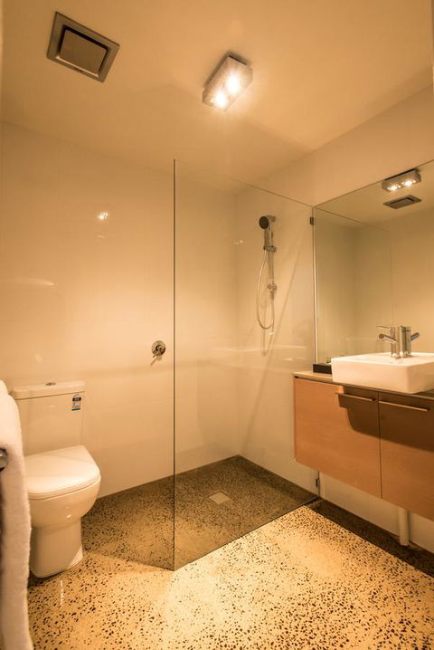 The Waverley International Hotel - Accommodation Nelson Bay 38