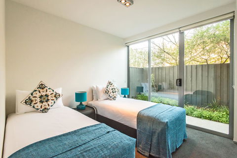 The Waverley International Hotel - Accommodation Nelson Bay 40