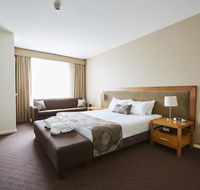 Mornington Hotel - Accommodation Nelson Bay