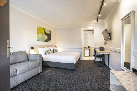 Nightcap At Matthew Flinders Hotel - Accommodation Nelson Bay 3