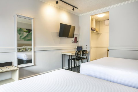 Nightcap At Matthew Flinders Hotel - Accommodation Nelson Bay 12