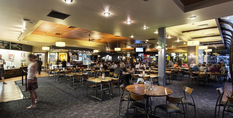 Nightcap At Matthew Flinders Hotel - Accommodation Nelson Bay 9