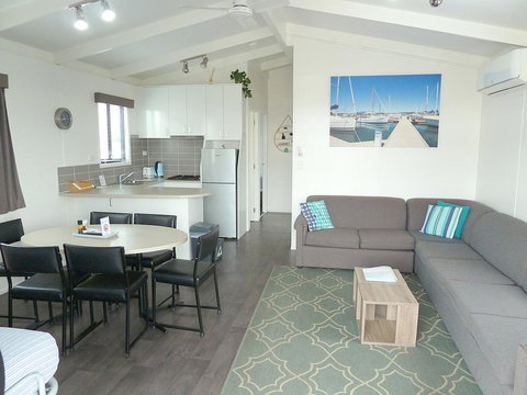 Apollo Bay Waterfront Motor Inn - Accommodation Nelson Bay 17