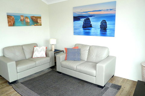 Apollo Bay Waterfront Motor Inn - Accommodation Nelson Bay 3