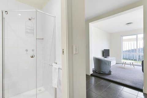 Front Beach House - Nelson Bay Accommodation.com 23