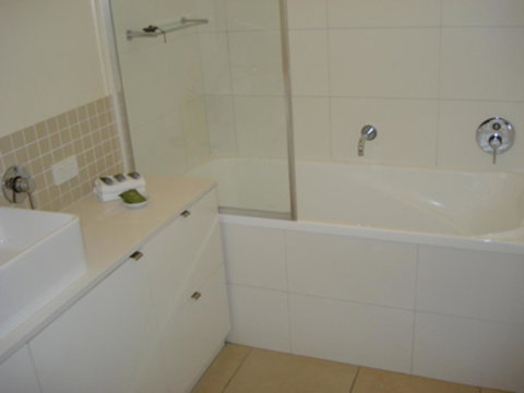 The Victoria Apartments - Accommodation Nelson Bay 26