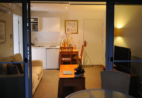 The Victoria Apartments - Accommodation Nelson Bay 8