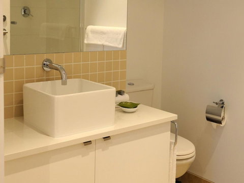 The Victoria Apartments - Accommodation Nelson Bay 16