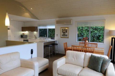 The Victoria Apartments - Accommodation Nelson Bay 11