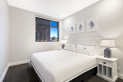 The Hamptons Apartments - St Kilda - Accommodation Nelson Bay 17