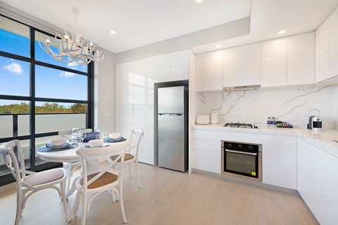 The Hamptons Apartments - St Kilda - Accommodation Nelson Bay 40