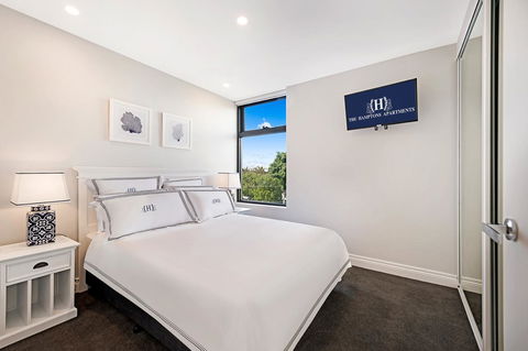 The Hamptons Apartments - St Kilda - Accommodation Nelson Bay 8