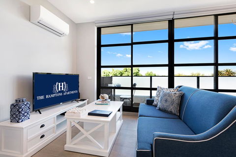 The Hamptons Apartments - St Kilda - Accommodation Nelson Bay 36