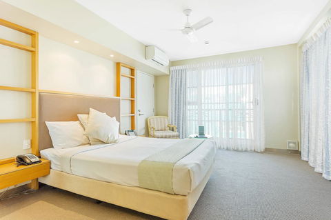 Deep Blue Hotel & Hot Springs - Accommodation Nelson Bay 43
