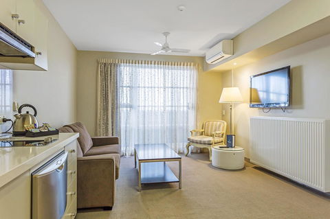 Deep Blue Hotel & Hot Springs - Accommodation Nelson Bay 42