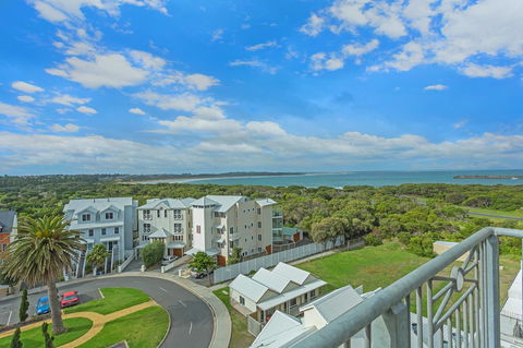 Deep Blue Hotel & Hot Springs - Accommodation Nelson Bay 28