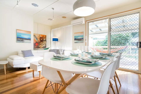 Nautique Beach House - Accommodation Nelson Bay 0