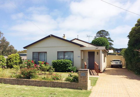 Nautique Beach House - Accommodation Nelson Bay 21