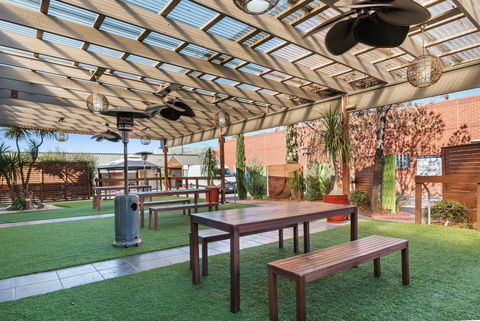 All Seasons Resort Hotel Bendigo - Accommodation Nelson Bay 36