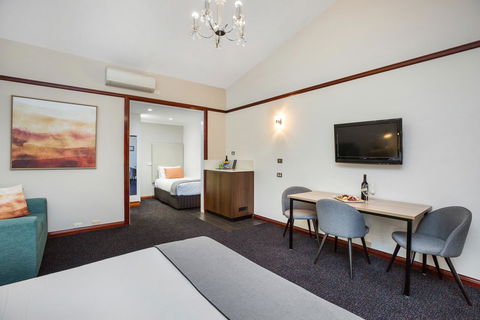 All Seasons Resort Hotel Bendigo - Accommodation Nelson Bay 12