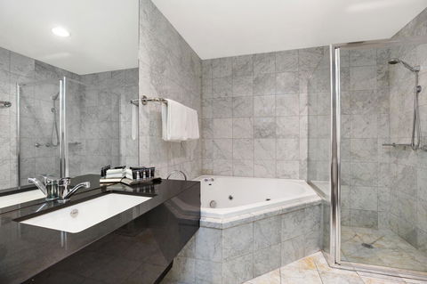 All Seasons Resort Hotel Bendigo - Accommodation Nelson Bay 10