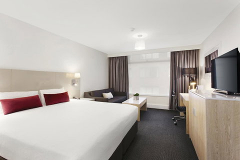 Mercure Melbourne Albert Park - Nelson Bay Accommodation.com 10