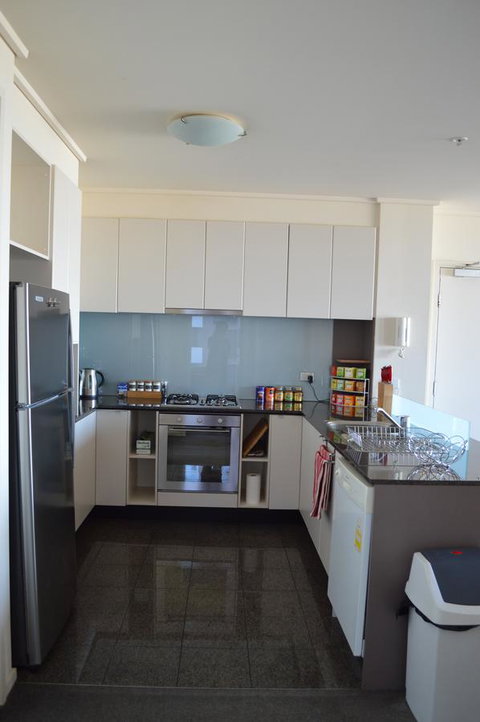 3BR Apartment At Victoria Tower Southbank - Accommodation Nelson Bay 3