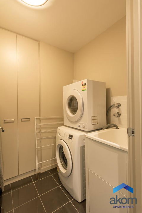 AKOM AT Docklands - Accommodation Nelson Bay 28