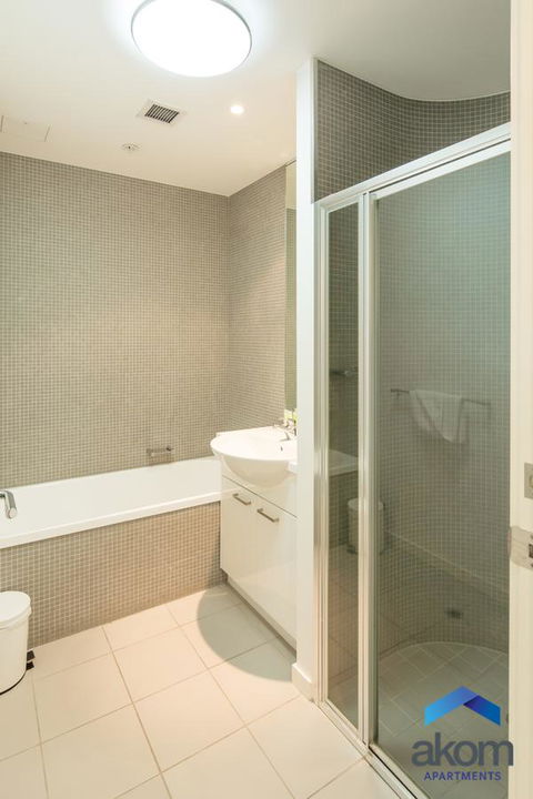 AKOM AT Docklands - Accommodation Nelson Bay 13