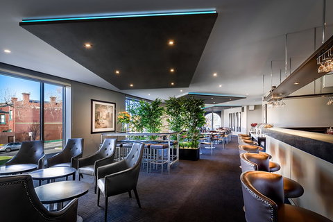 BEST WESTERN PLUS Travel Inn - Accommodation Nelson Bay 8