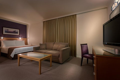 BEST WESTERN PLUS Travel Inn - Accommodation Nelson Bay 32