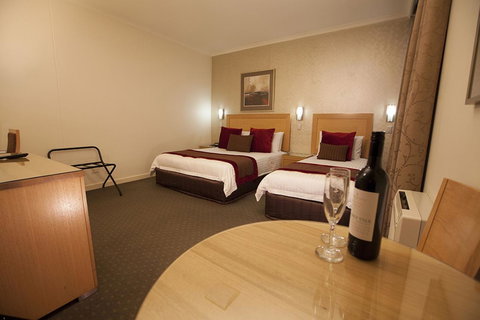 BEST WESTERN PLUS Travel Inn - Accommodation Nelson Bay 35