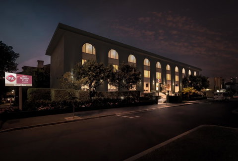 BEST WESTERN PLUS Travel Inn - Accommodation Nelson Bay 11