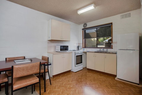 Eastern Beach Holiday Units - Accommodation Nelson Bay 3