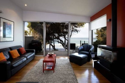Battery Cove Beach Front Apartment - Accommodation Nelson Bay 14