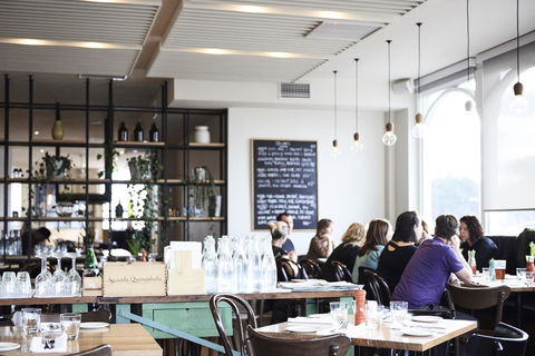 Plough Hotel - Accommodation Nelson Bay 16