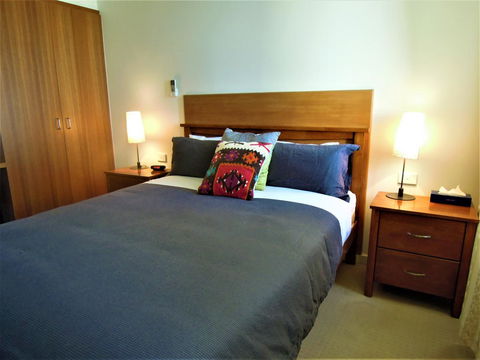 Plough Hotel - Accommodation Nelson Bay 5