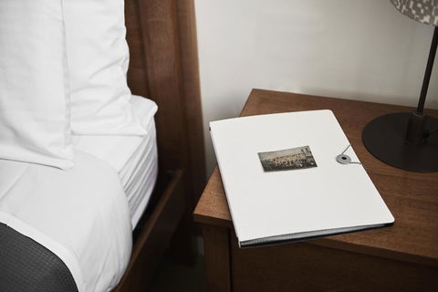 Plough Hotel - Accommodation Nelson Bay 10