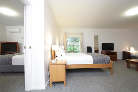 Quality Inn & Suites The Menzies - Accommodation Nelson Bay 11