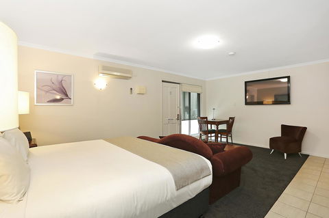 Quality Inn & Suites The Menzies - Accommodation Nelson Bay 38
