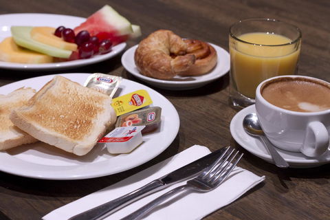 Causeway 353 Hotel - Accommodation Nelson Bay 19