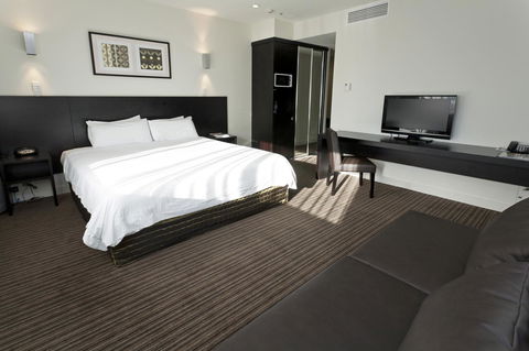 Causeway 353 Hotel - Accommodation Nelson Bay 8