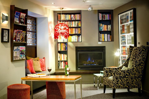 Alto Hotel On Bourke - Accommodation Nelson Bay 2