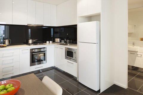 28 Nights Apartments - Accommodation Nelson Bay 11