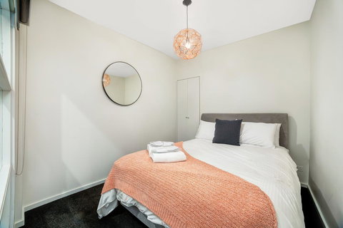 Signature Waterfront Apartments - Accommodation Nelson Bay 19