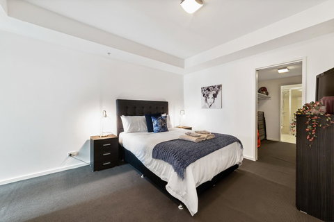 Signature Waterfront Apartments - Accommodation Nelson Bay 31