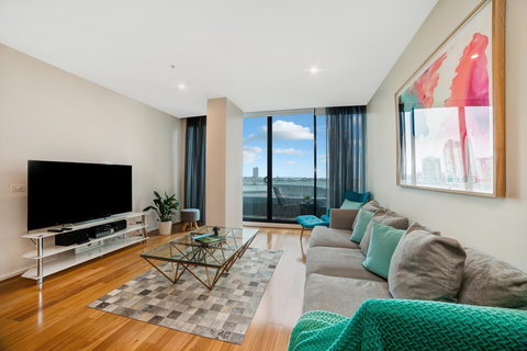 Signature Waterfront Apartments - Accommodation Nelson Bay 16
