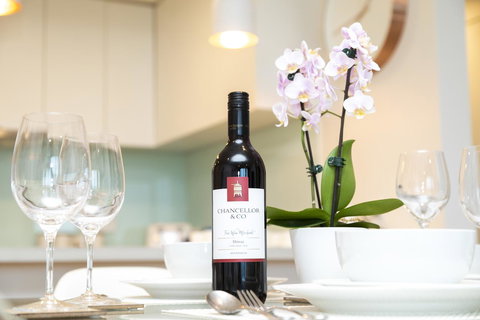 Signature Waterfront Apartments - Accommodation Nelson Bay 10