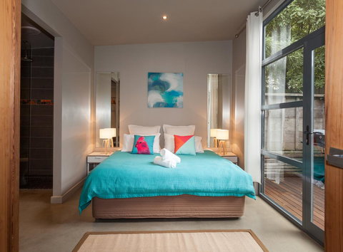 The Love Shack - Romantic Bungalow - Nelson Bay Accommodation.com 9